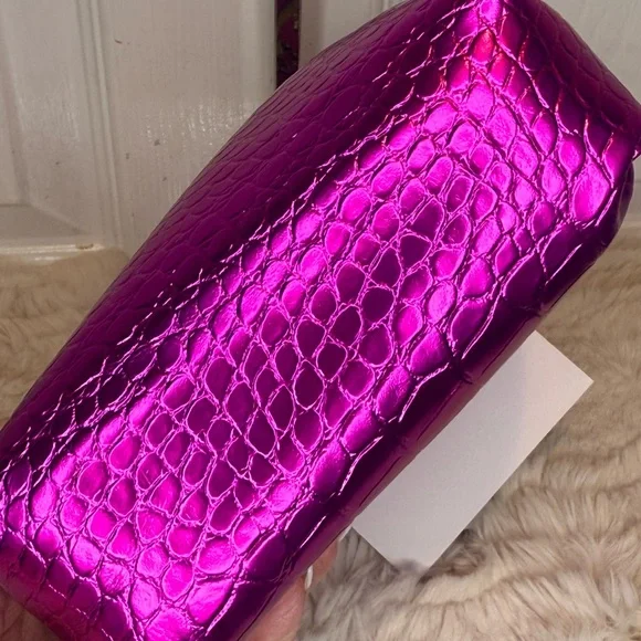 🌷SOLD🌷ED HARDY CROCODILE EMBOSSED PINK BAG - Picture 7 of 14